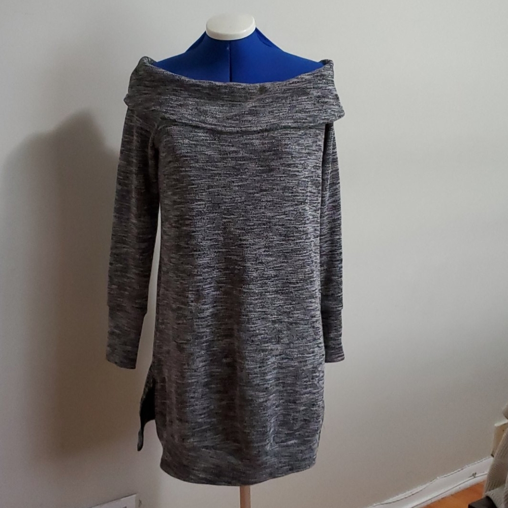 Just Fab - Off the shoulder, comfy sweater dress